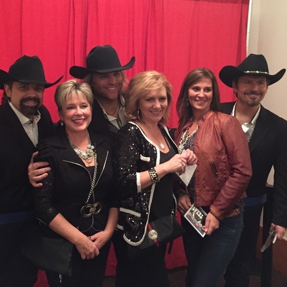 Iman Black sequined jacket with white rope trim sz S - Picture 8 of 8